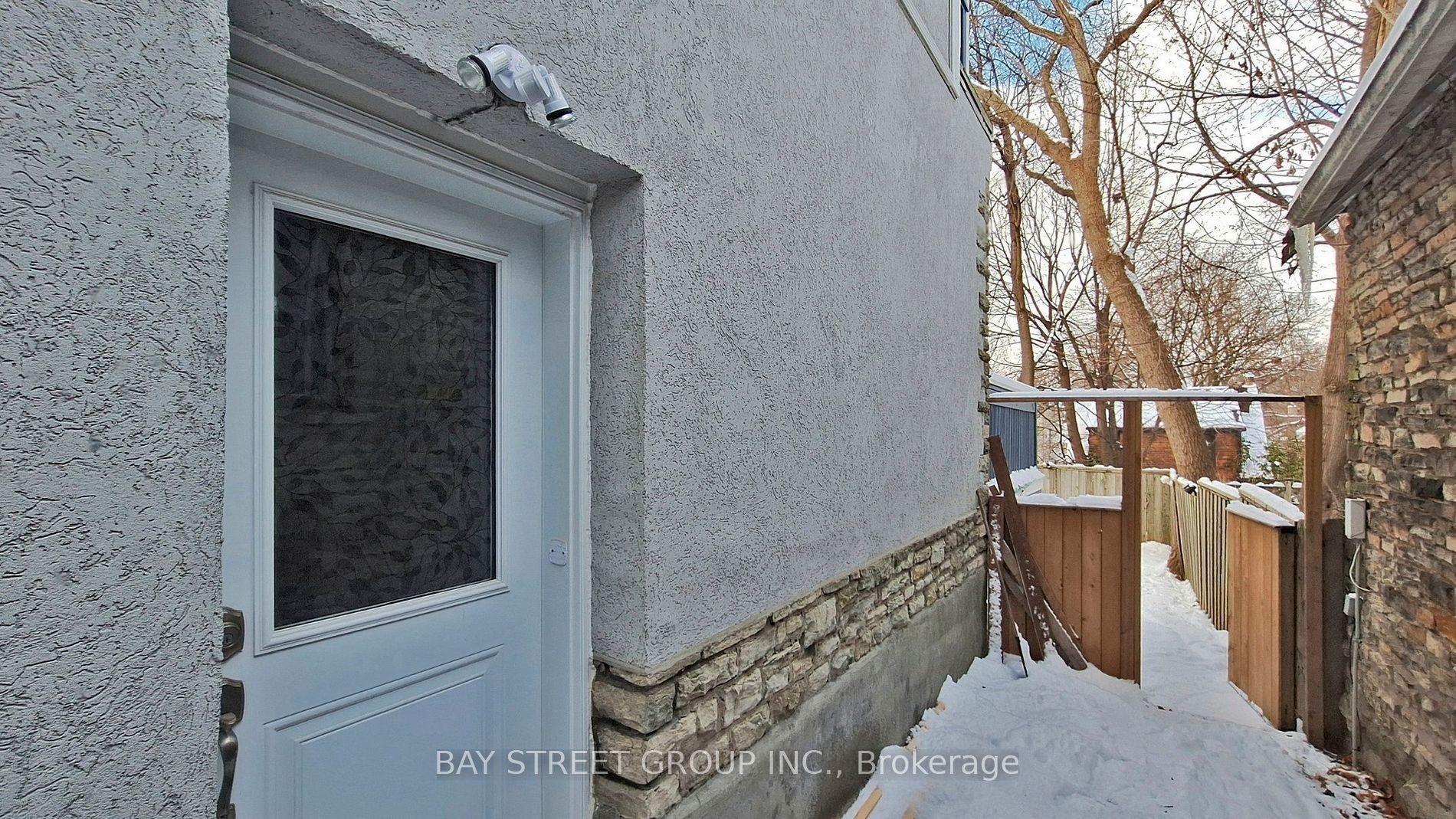 Basement-390 Roehampton Avenue, Toronto, ON, M4P 1S4 photo 2