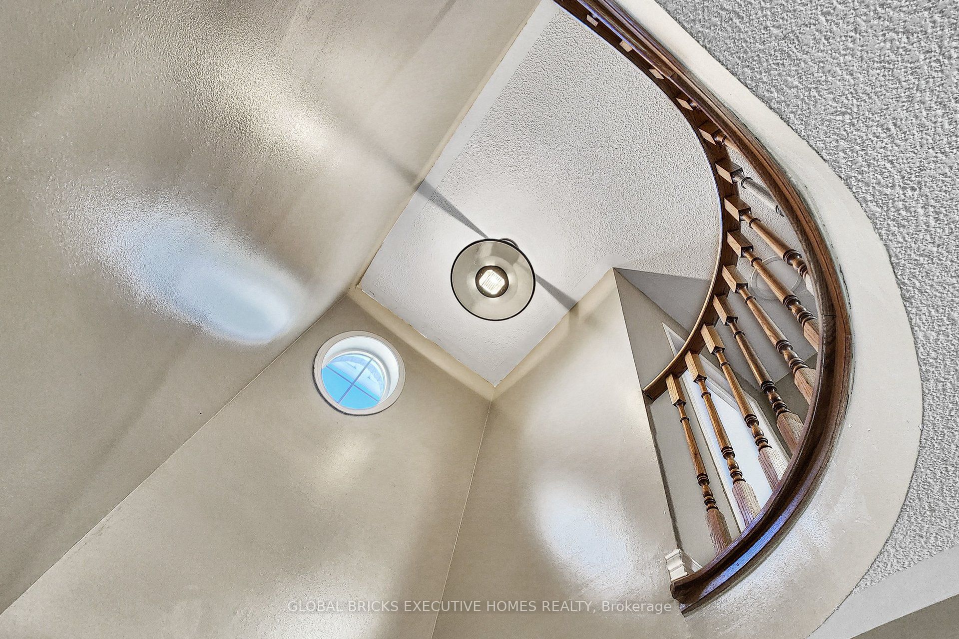 13 Howling Crescent, Ajax, ON, L1S 7N7 photo 4
