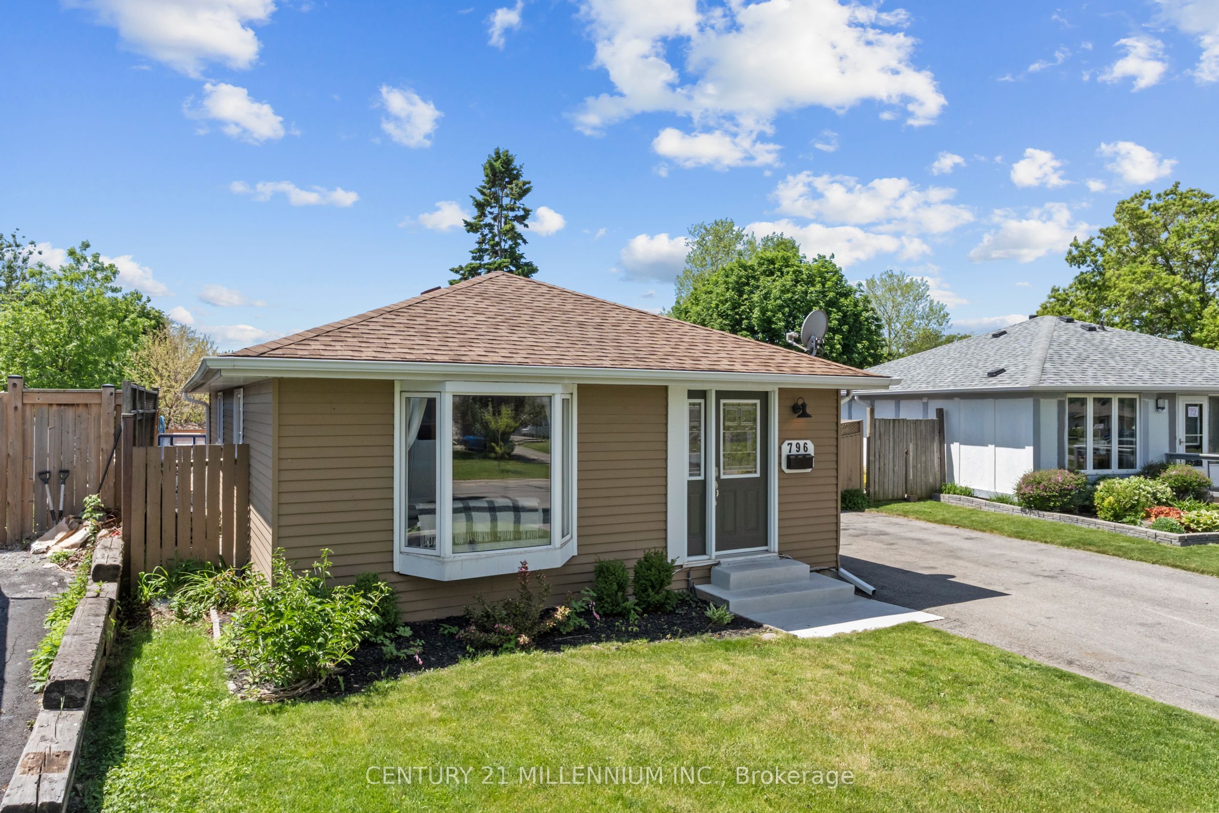 796 Grandview Drive, Oshawa, ON, L1H 7W7 photo 3