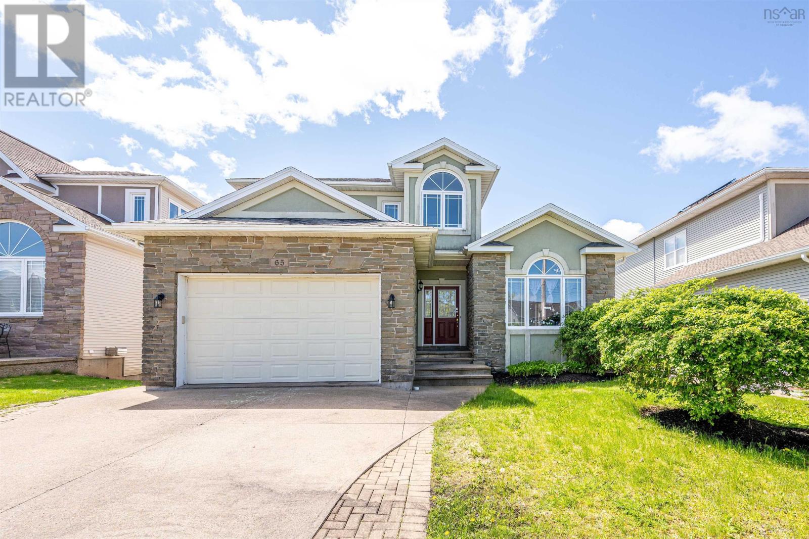 65 Stone Gate Drive, Halifax, NS, B3N3J3