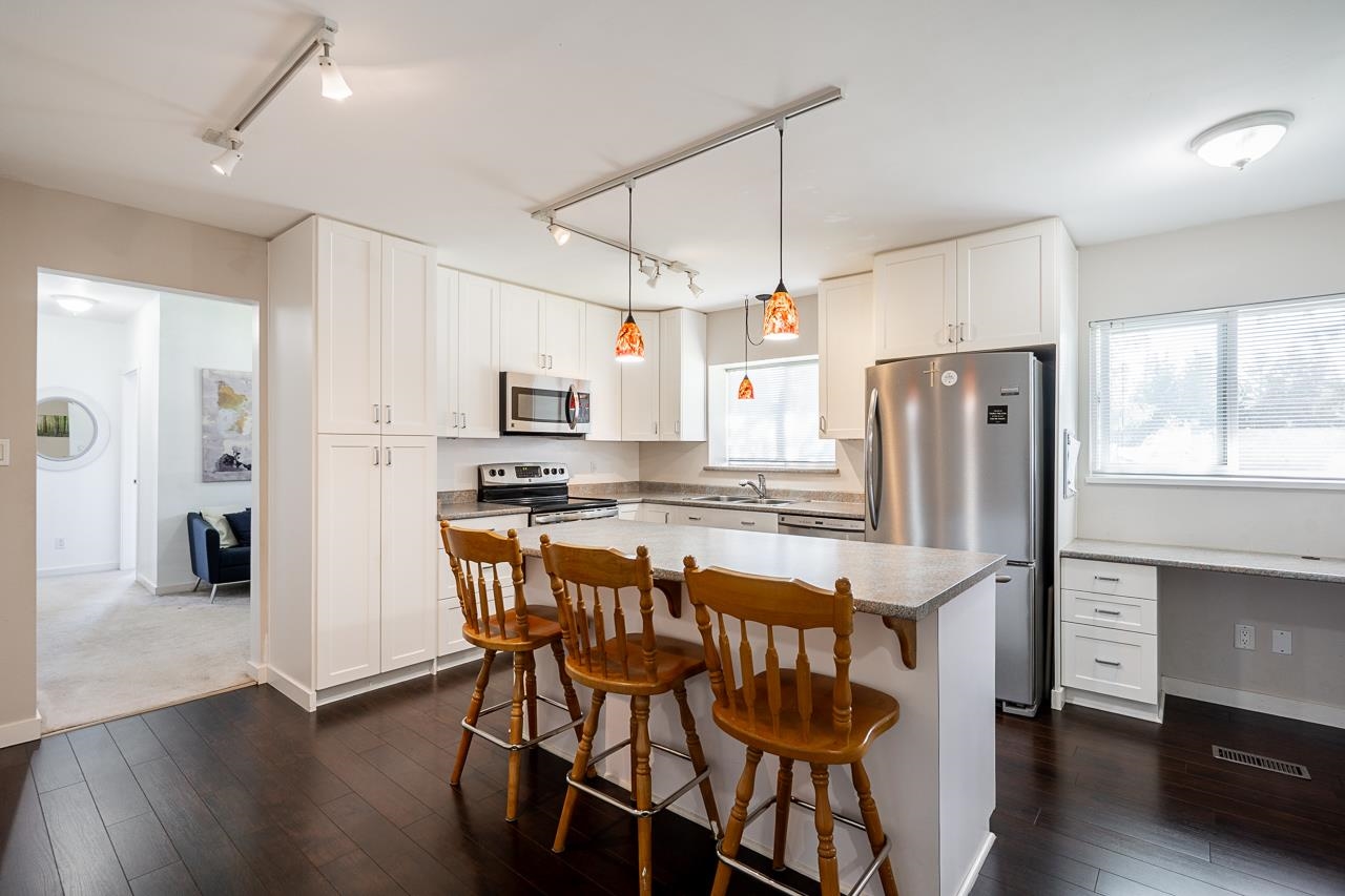 Additional image 5 of 11101 143a Street, Surrey, BC, V3R 3M5