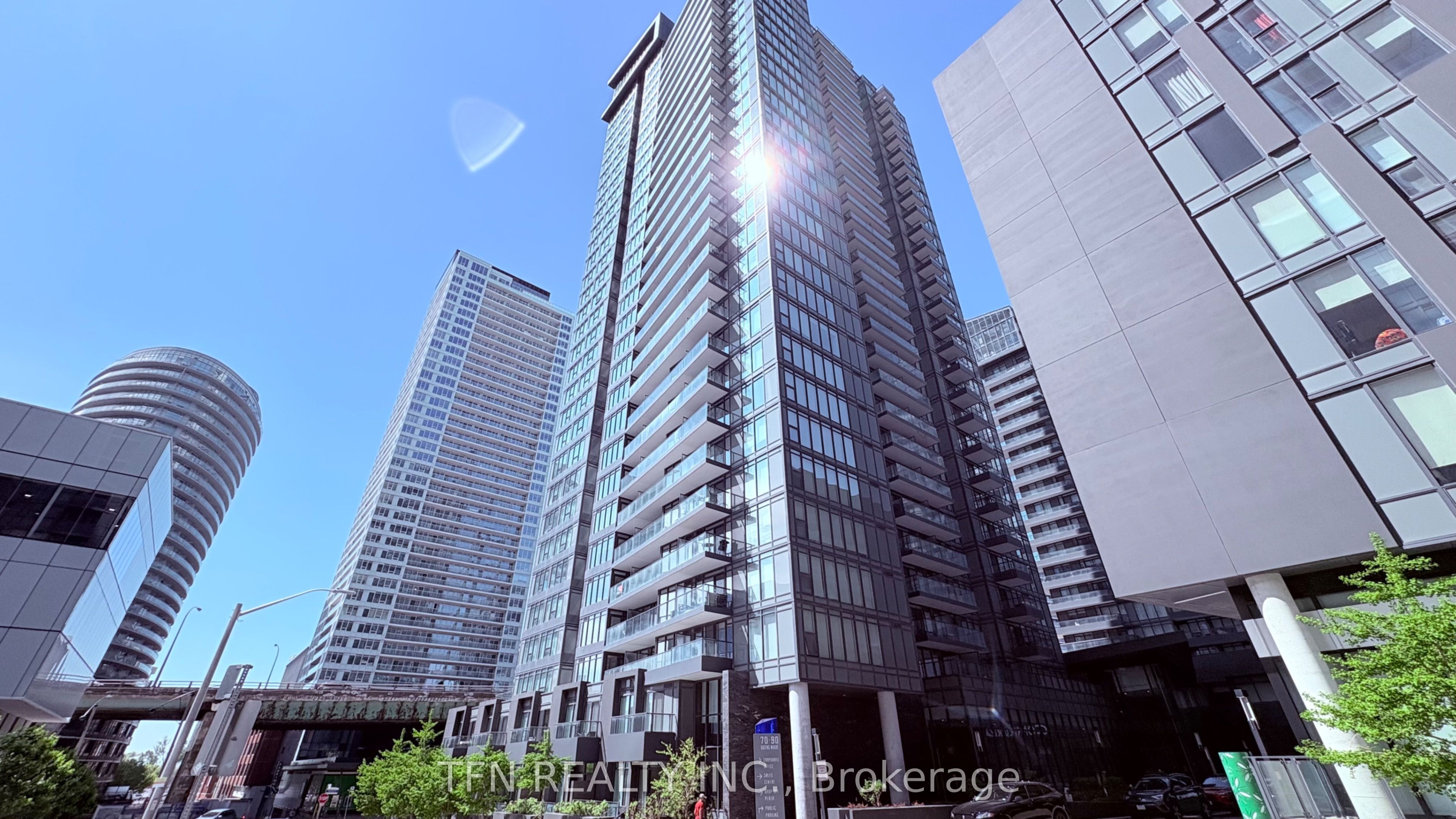 1109-70 Queens Wharf Road, Toronto, ON, M5V 0J2