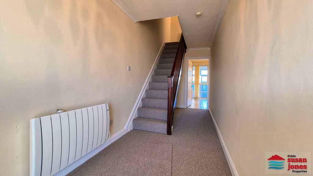Additional image 6 of 3 bed terraced house for saleSouth Beach, Pwllheli LL53