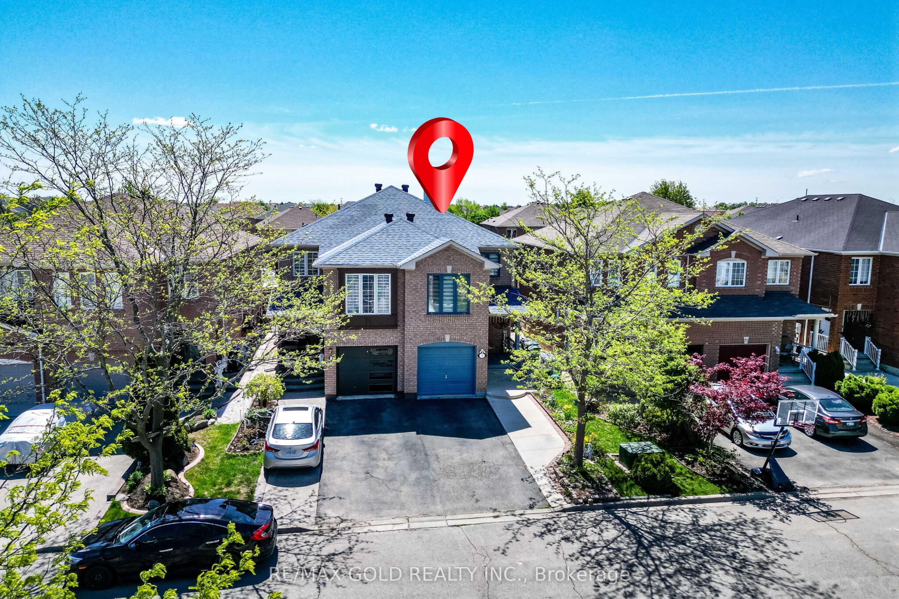 7 Roadmaster Lane, Brampton, ON, L7A 3A9 photo 3