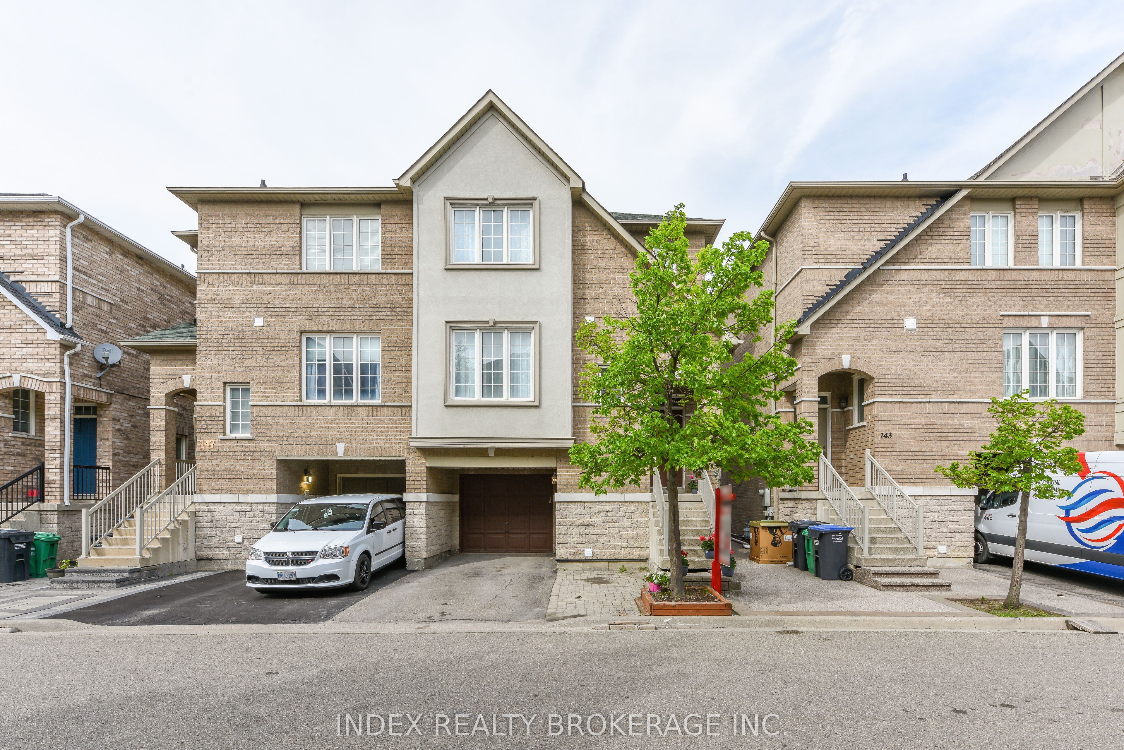 145-7155 Magistrate Terrace, Mississauga, ON, L5N 1Y9