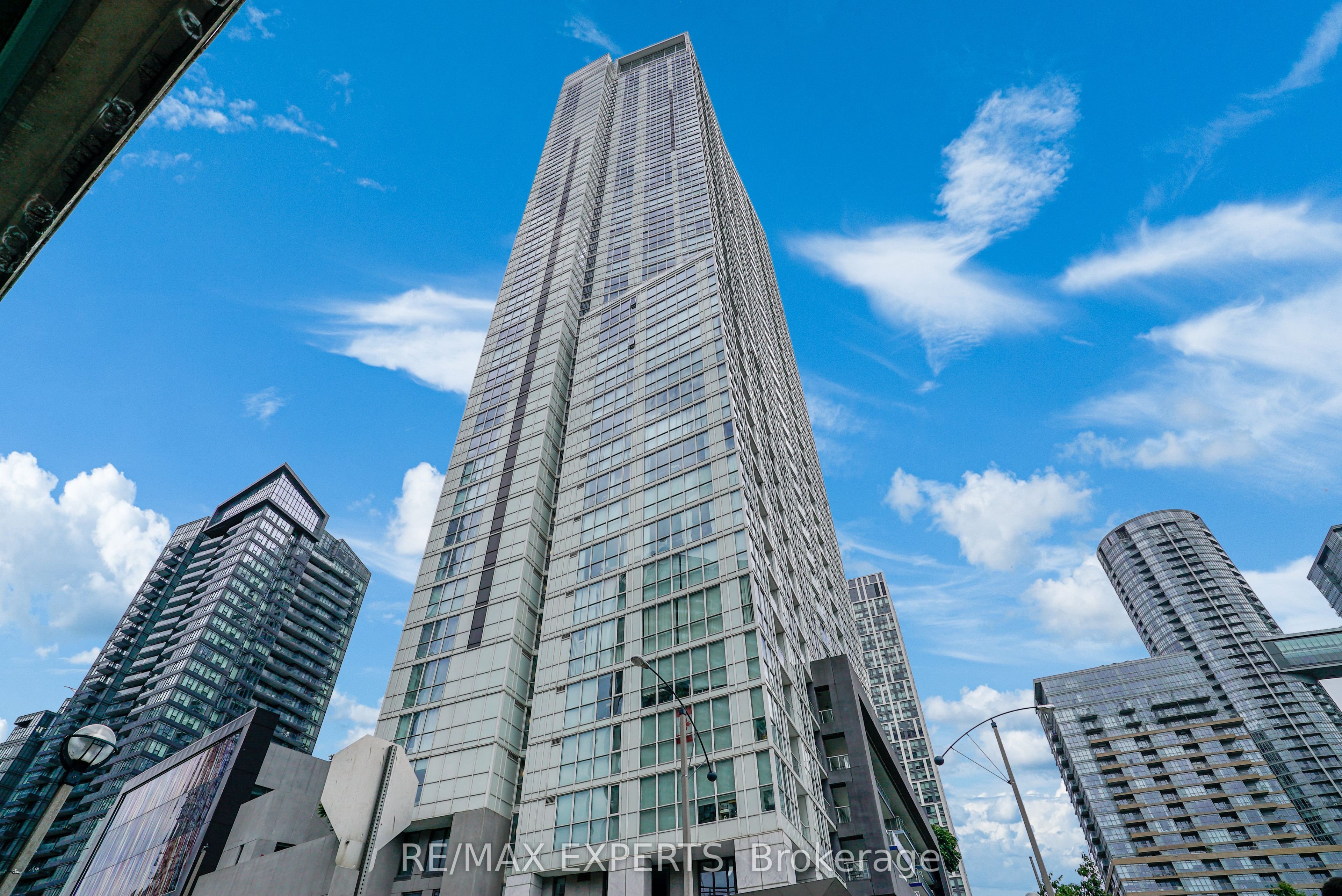 Additional image 2 of 2610-75 Queens Wharf Road, Toronto, ON, M5V 0J8
