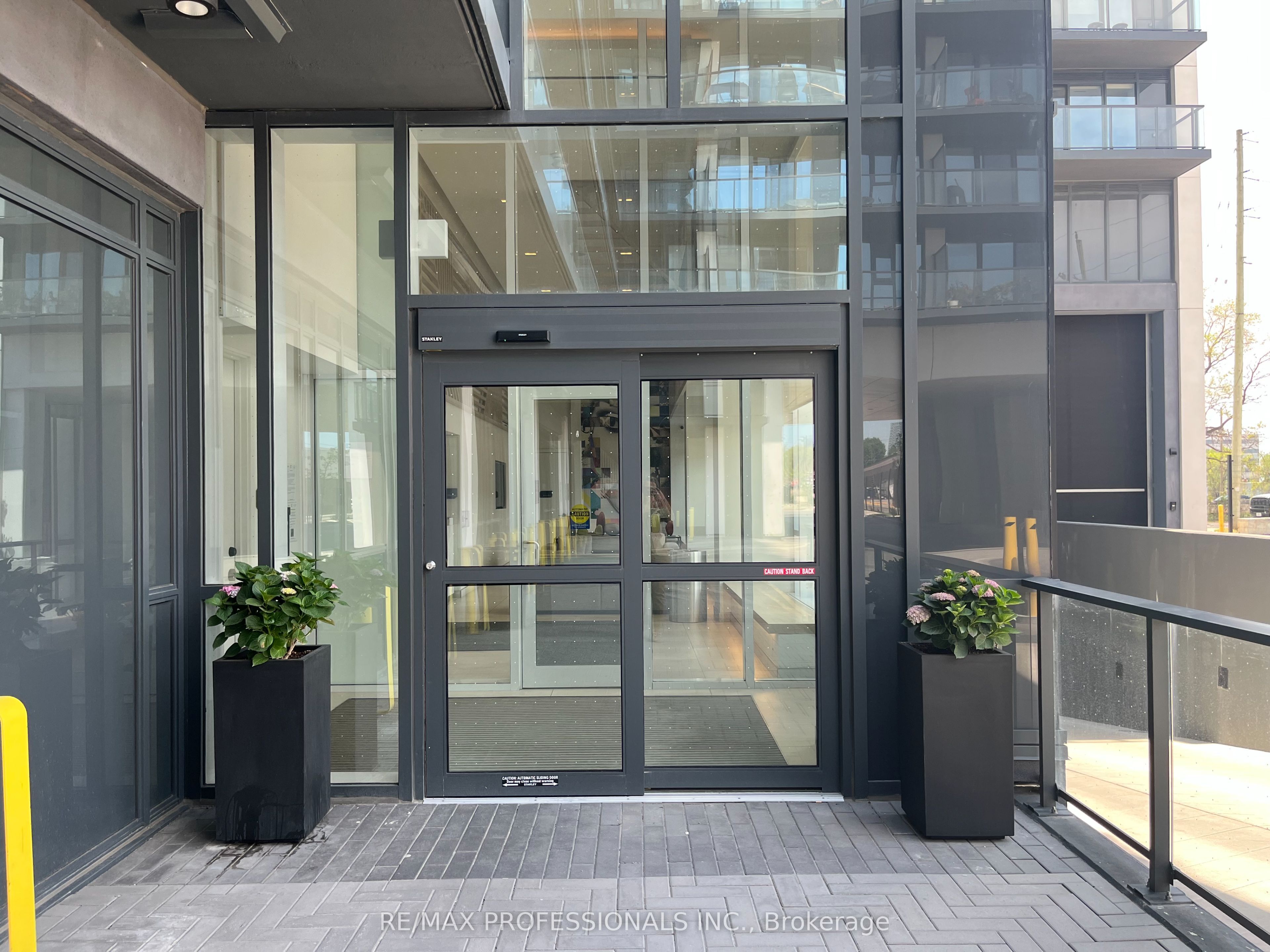 Additional image 3 of 3009-36 Zorra Street, Toronto, ON, M8Z 0G5