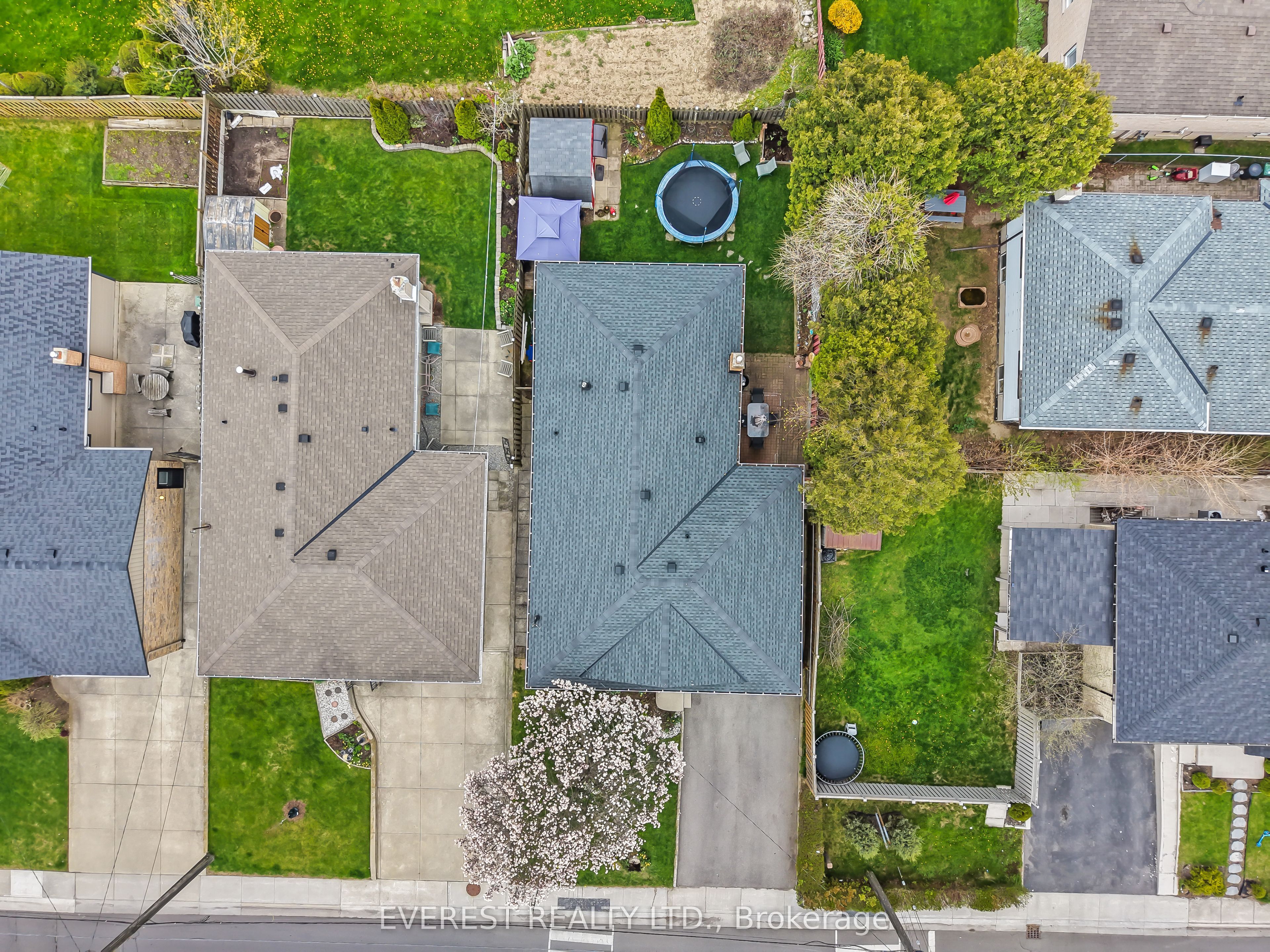 Additional image 2 of 27 Lavina Crescent, Hamilton, ON, L9C 5S7