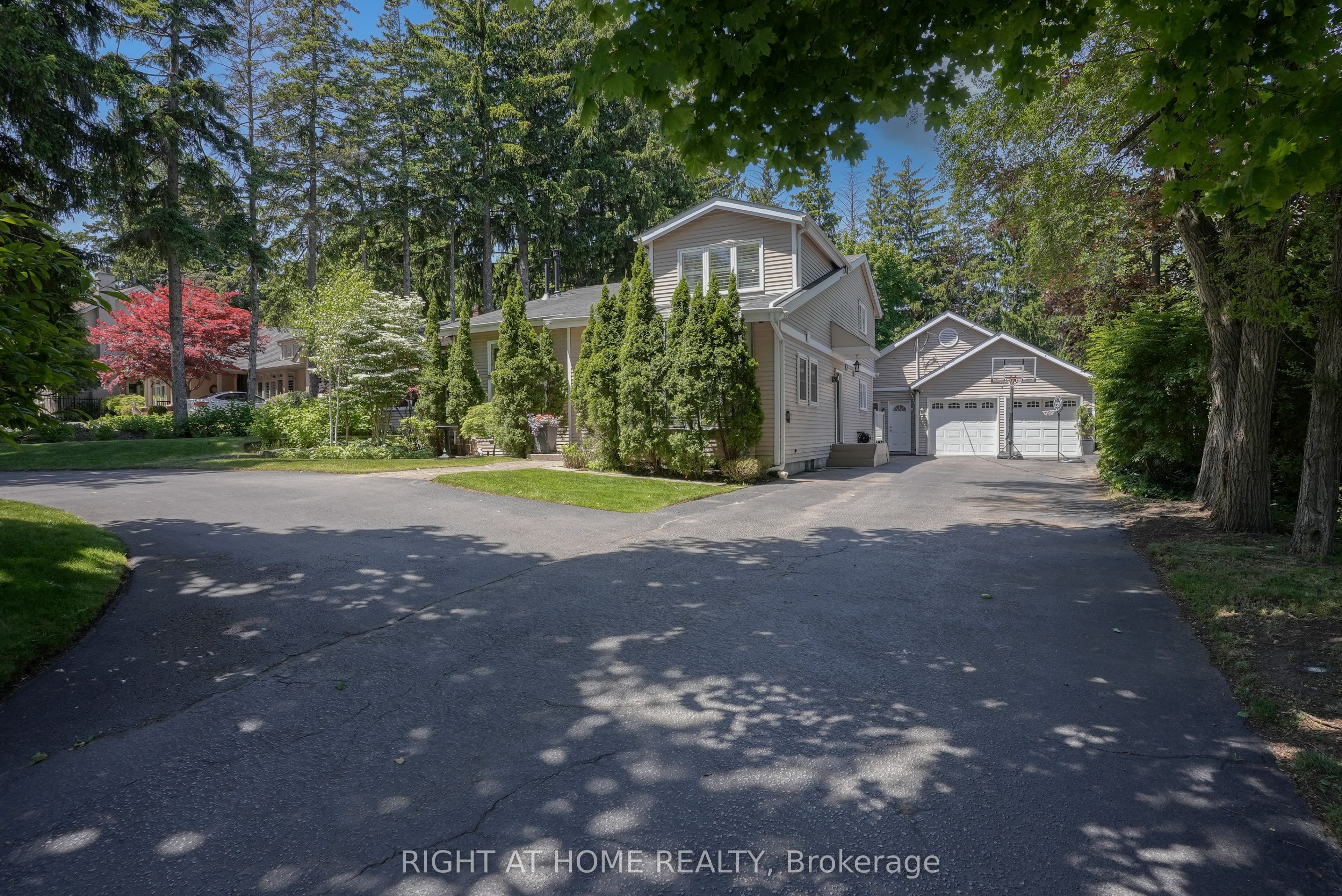 Additional image 2 of 461 Lakeshore Road W, Oakville, ON, L6K 1G4