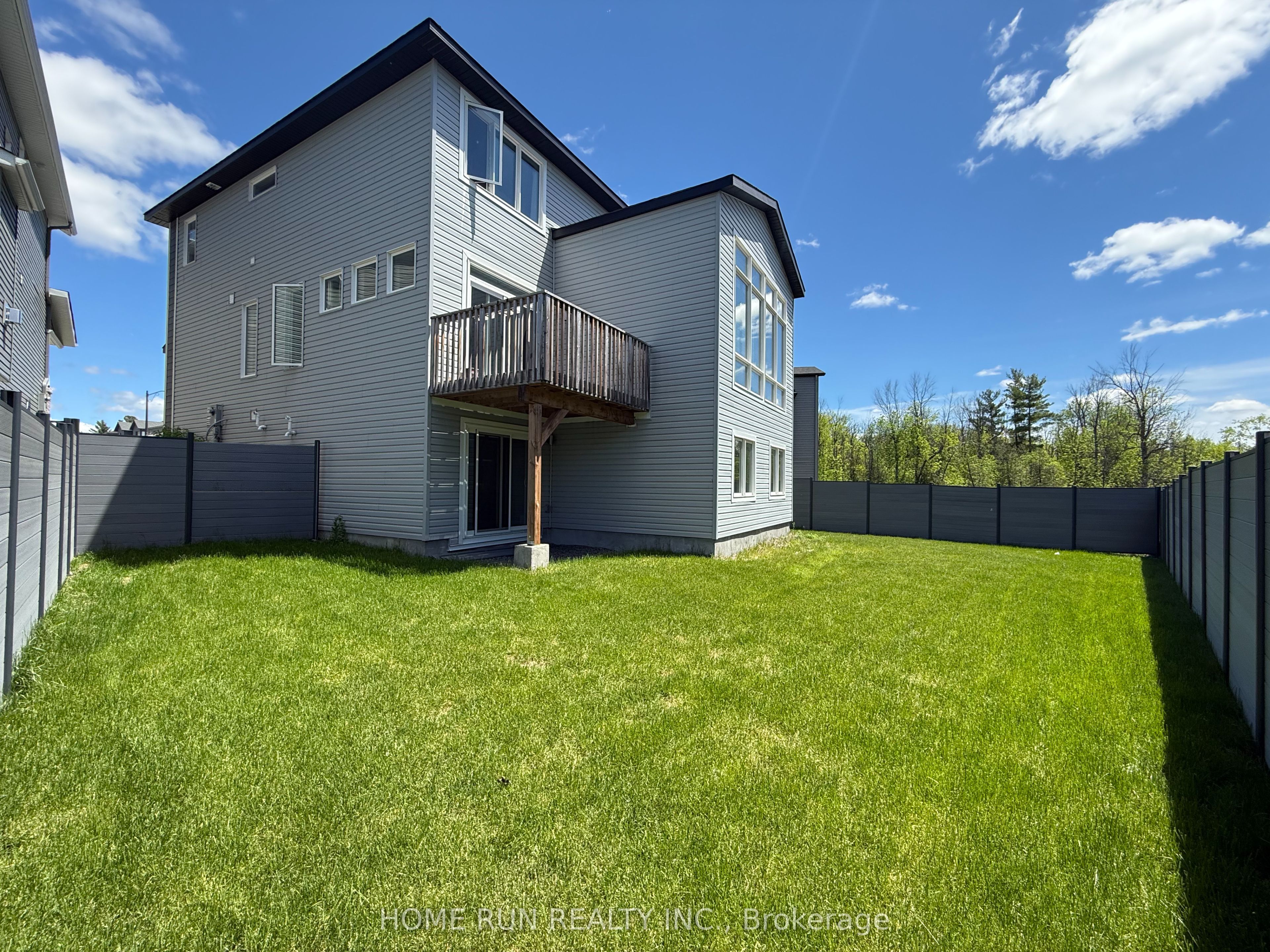 Additional image 3 of 271 Ketchikan Crescent, Ottawa, ON, K2T 0S2