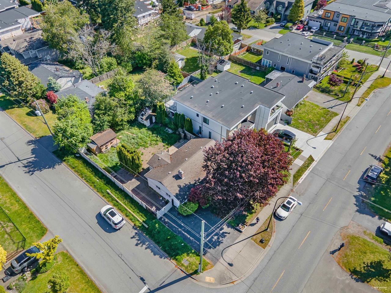 15661 Roper Avenue, White Rock, BC, V4B 2G9 photo 3