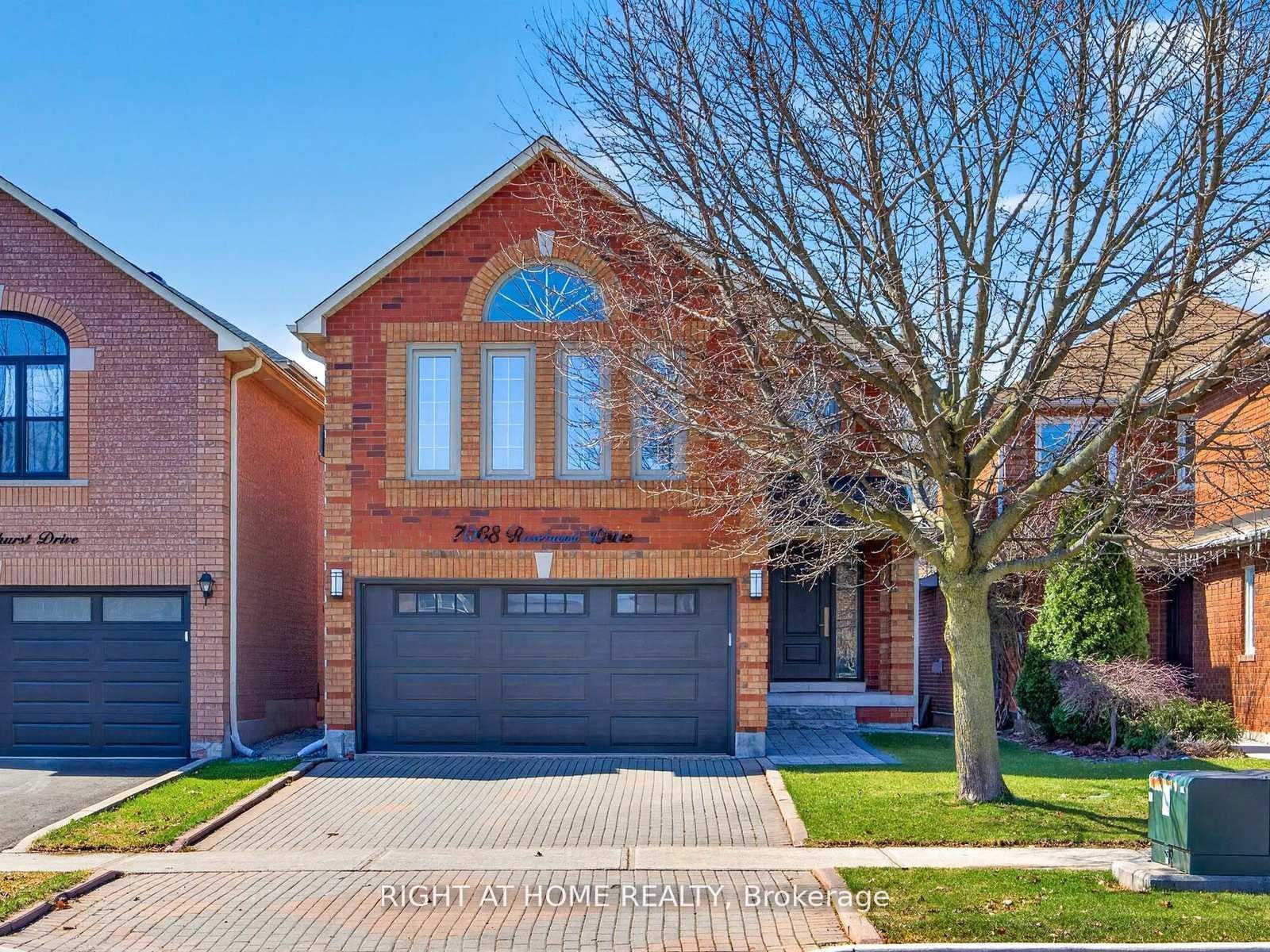 Additional image 2 of 7068 Rosehurst Drive, Mississauga, ON, L5N 6Y8