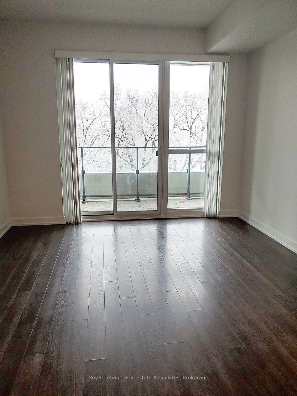 412-10 Park Lawn Road, Toronto, ON, M8Y 0B6