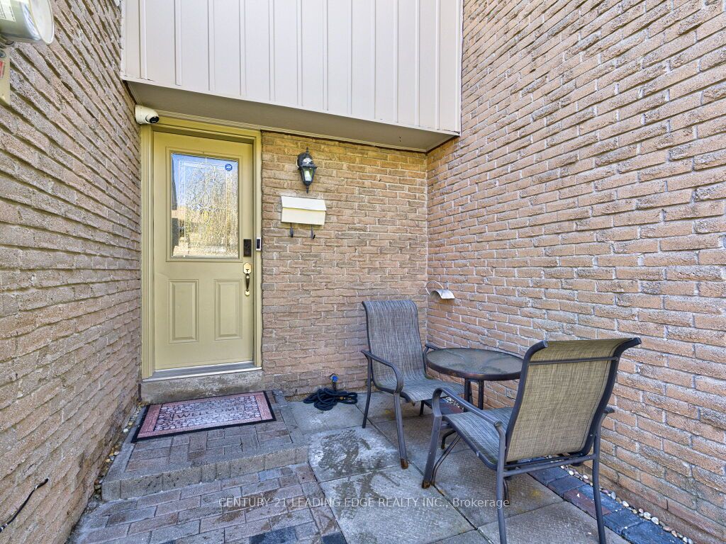 Additional image 3 of 56-1552 Lancaster Drive, Oakville, ON, L6H 2Z4