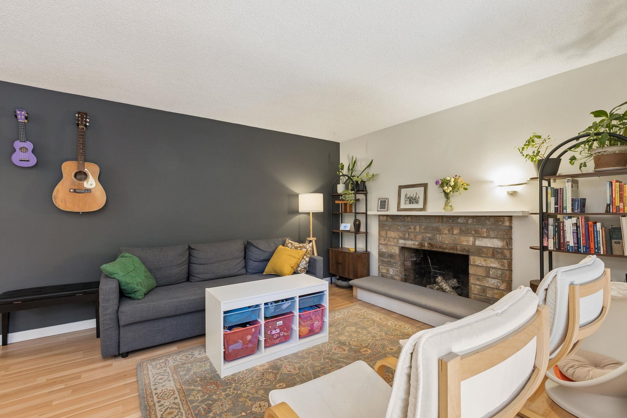 Additional image 5 of 209-310 3rd Street E, North Vancouver, BC, V7L 1E9