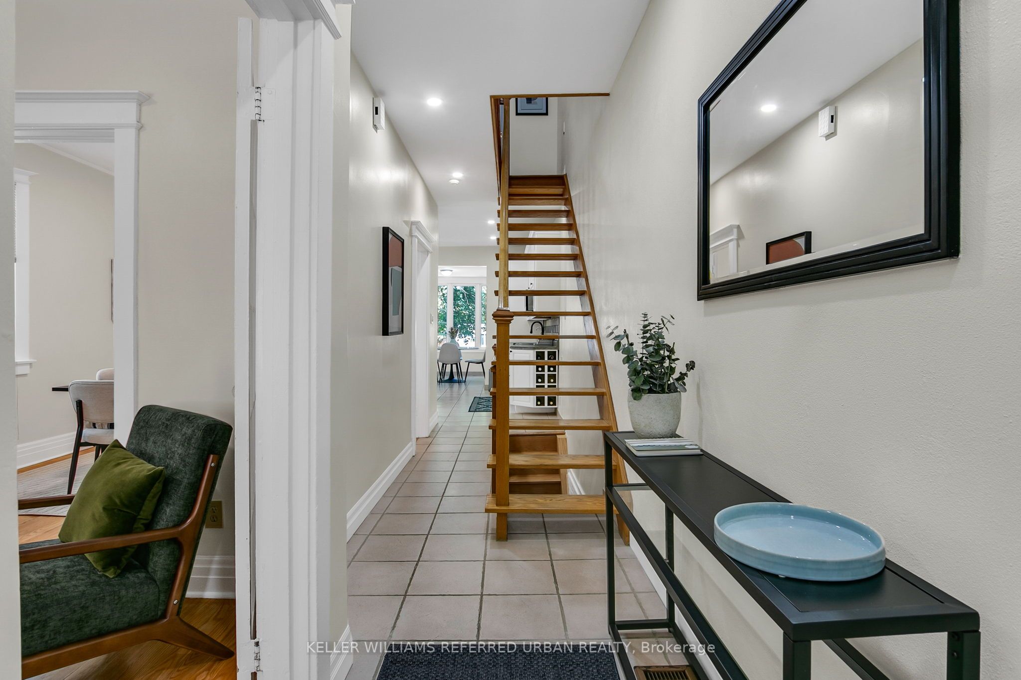 235 Bartlett Avenue, Toronto, ON, M6H 3G3 photo 4