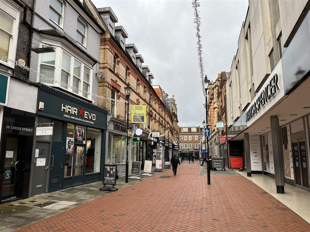 Additional image 2 of 6 bed property for saleCross Street, Reading RG1