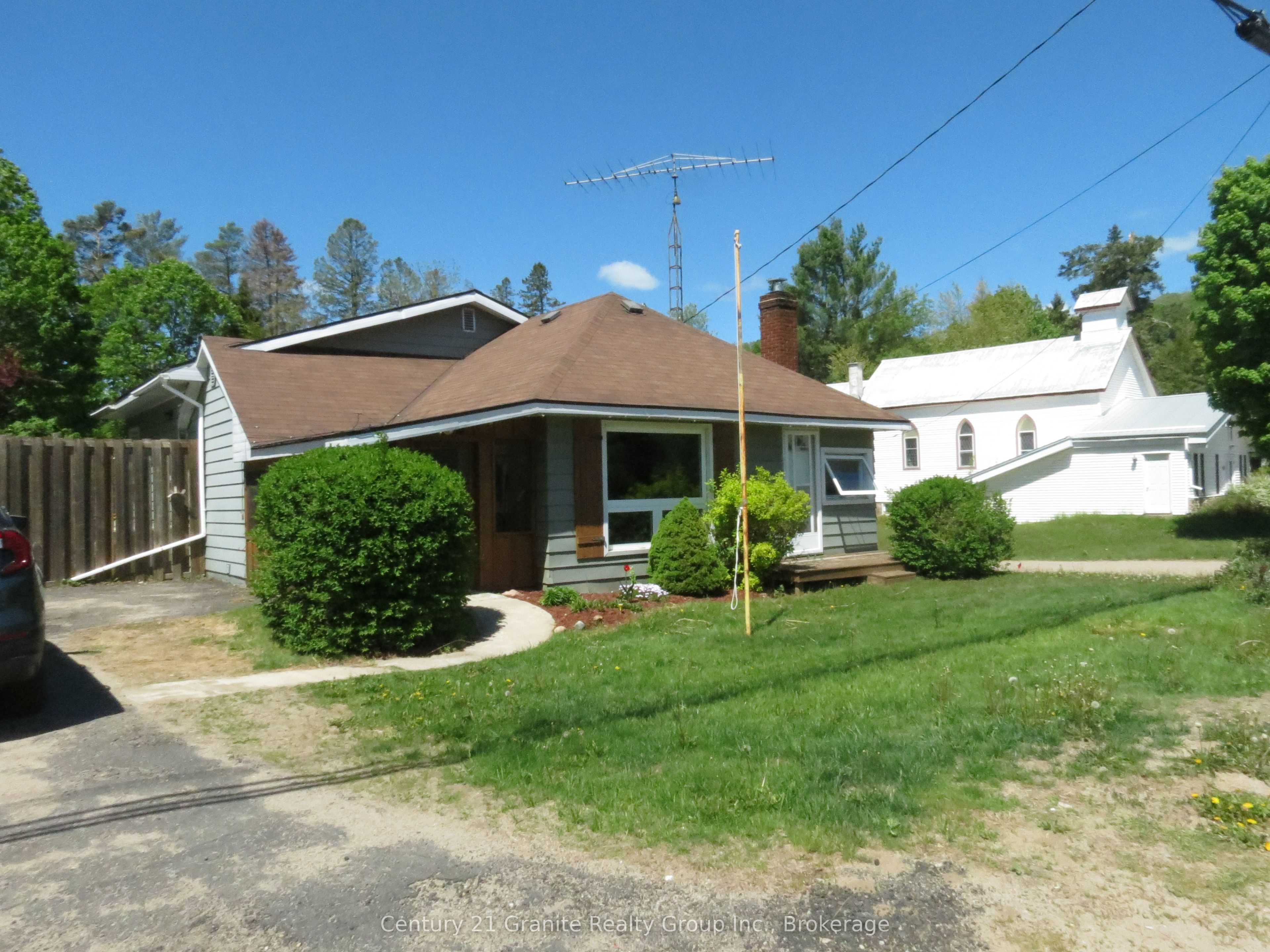 2315 Loop Road, Highlands East, ON, K0L 3C0