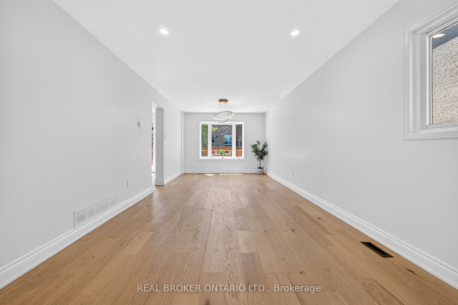 Additional image 4 of 4326 Waterford Crescent, Mississauga, ON, L5R 2B2