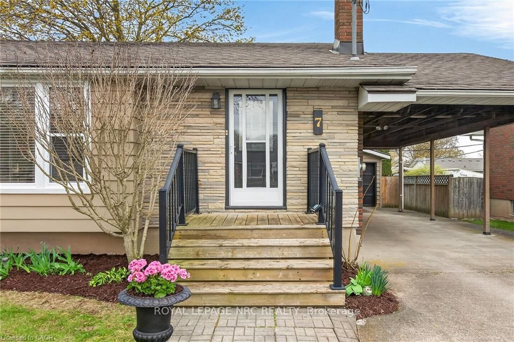 7 Coral Drive, St. Catharines, ON, L2N 3R4 photo 3