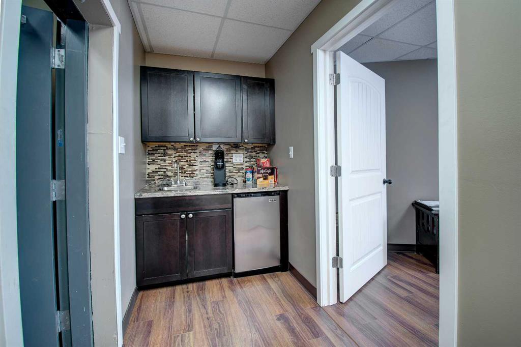 Additional image 4 of 40 East Lake Green NE, Airdrie, AB, T4A2J2