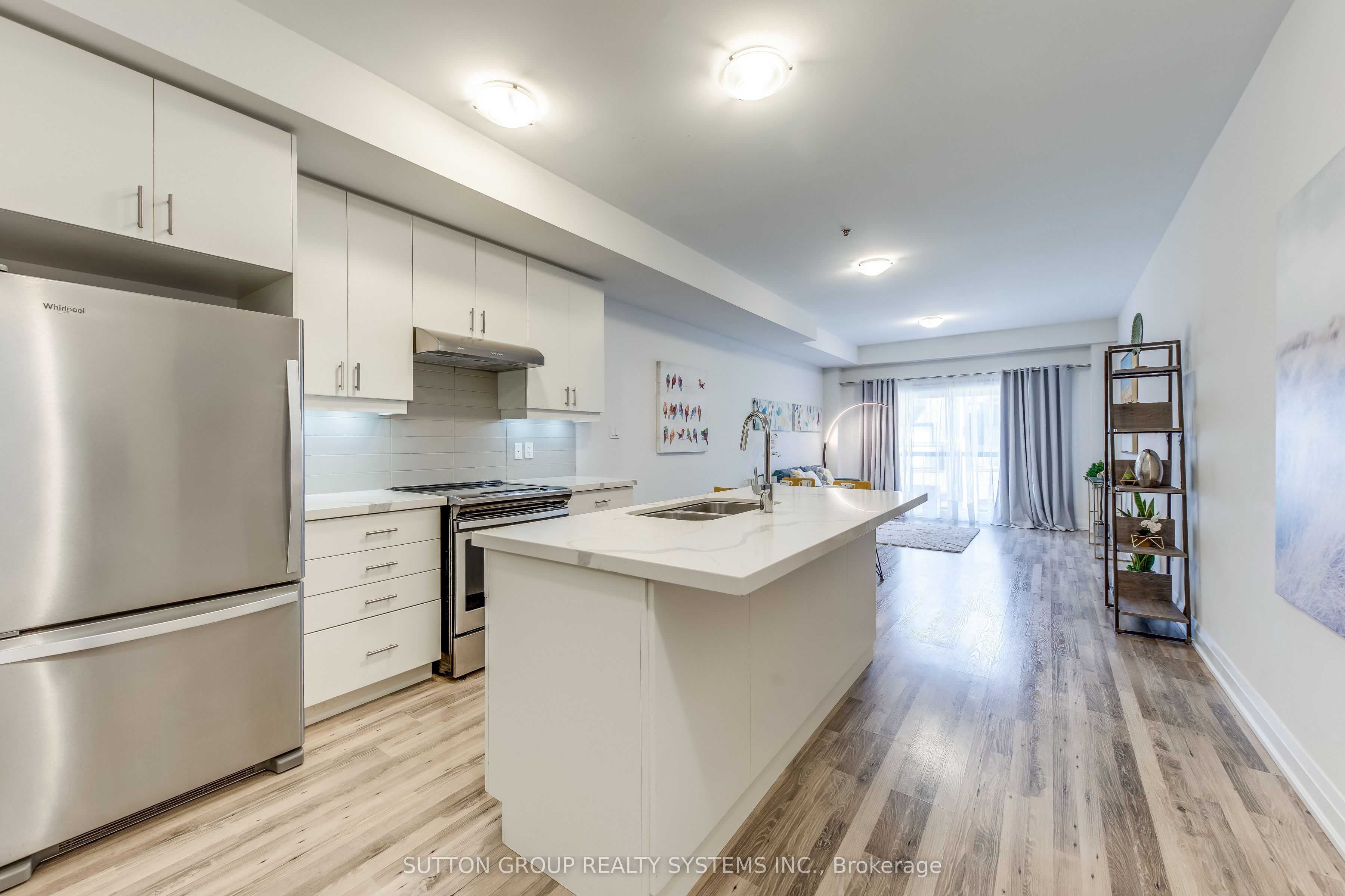 Upper-1 - 1774A Lawrence Avenue W, Toronto, ON, M6L 0A3 photo 5