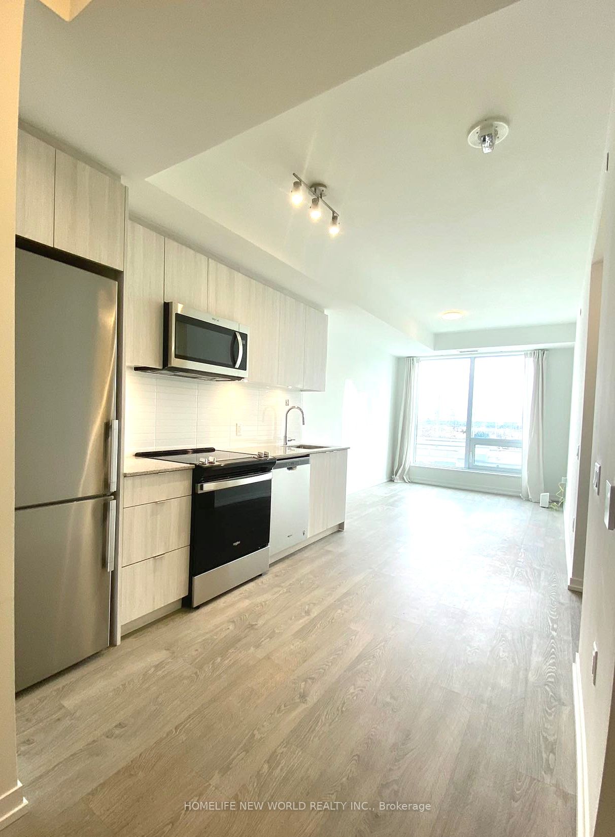 620E-8868 Yonge Street, Richmond Hill, ON, L4C 0T4 photo 3
