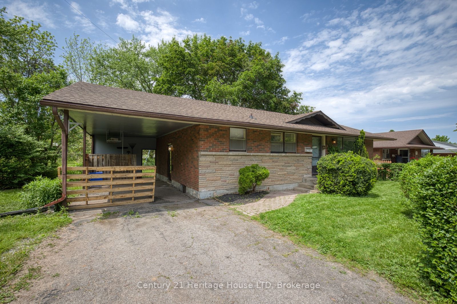 101 Bunting Road, St. Catharines, ON, L2P 3G8 photo 2