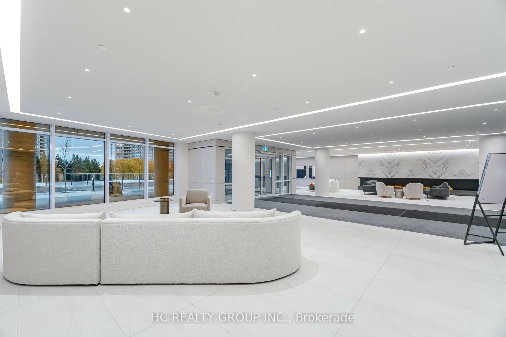 1802-50 Upper Mall Way, Vaughan, ON, L4J 0L8 photo 4