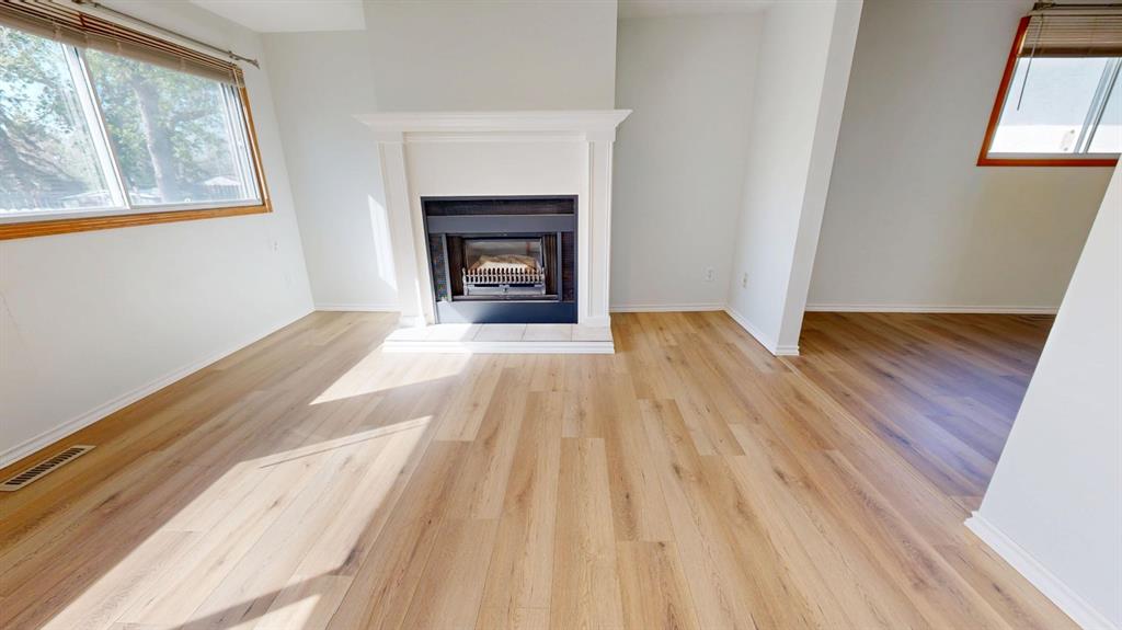Additional image 5 of 53 Collins Crescent SE, Medicine Hat, AB, T1B 1T7