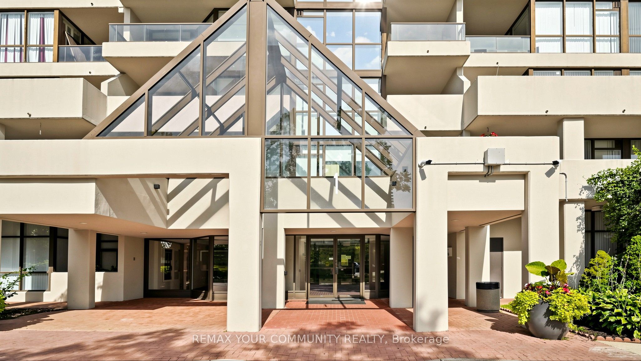 Additional image 3 of 1215-1 Rowntree Road, Toronto, ON, M9V 5G7