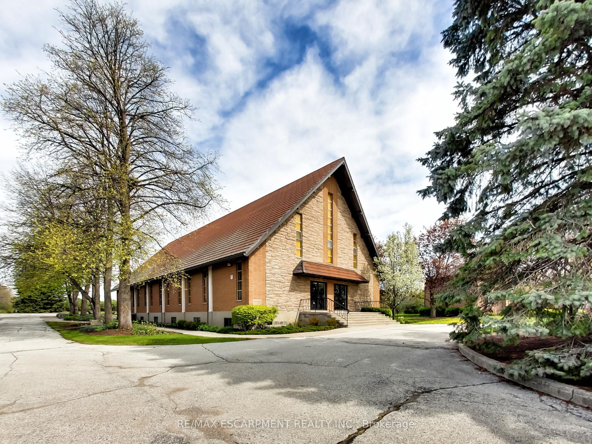 Additional image 4 of UPPER-1225 Dundas Street, Burlington, ON, L7P 0S9
