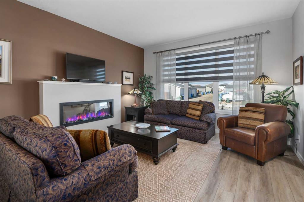 395 Magnolia Drive SE, Calgary, AB, T3M 3M4 photo 3