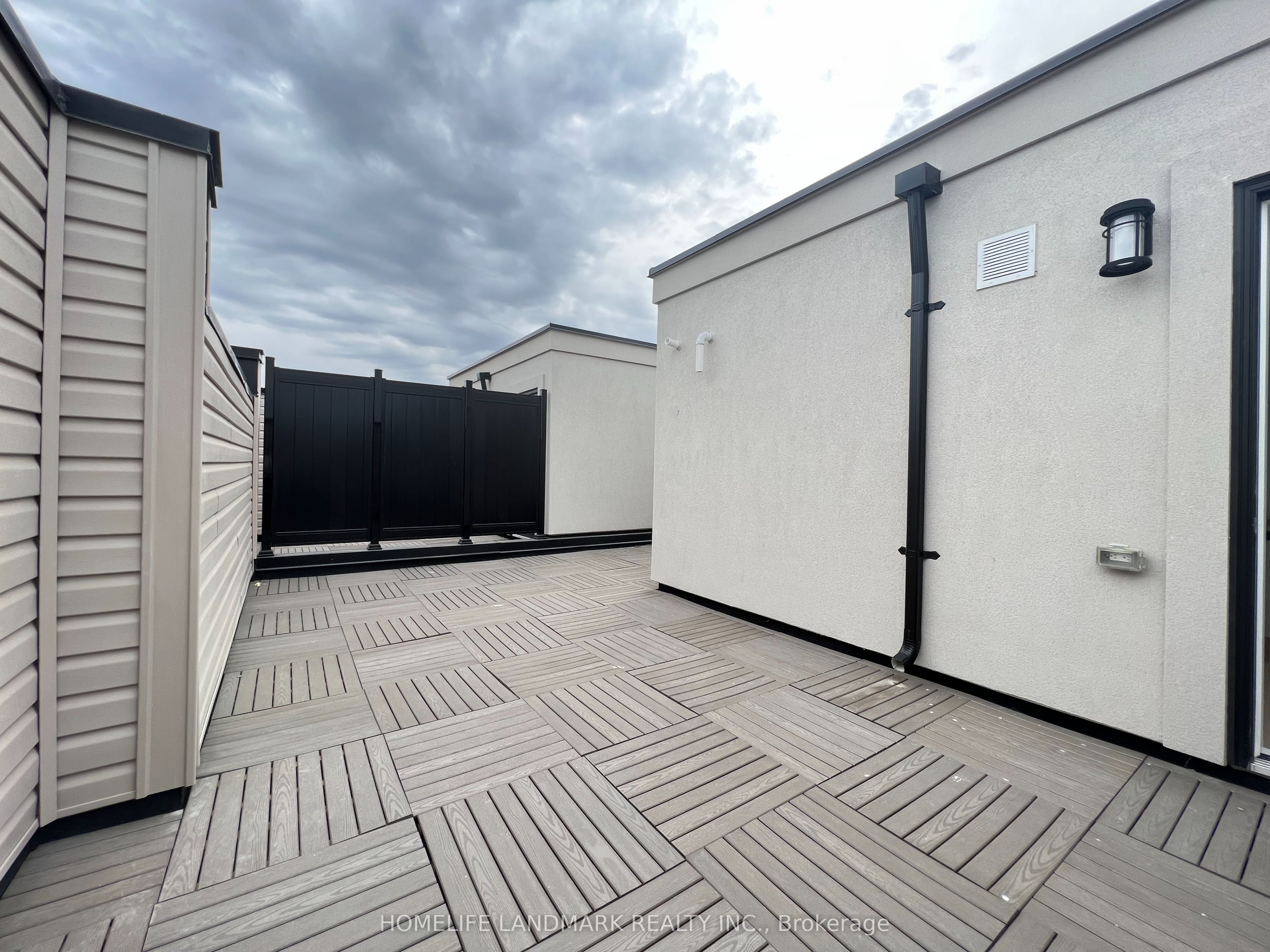 11-12860 Yonge Street, Richmond Hill, ON, L4E 1J4 photo 5