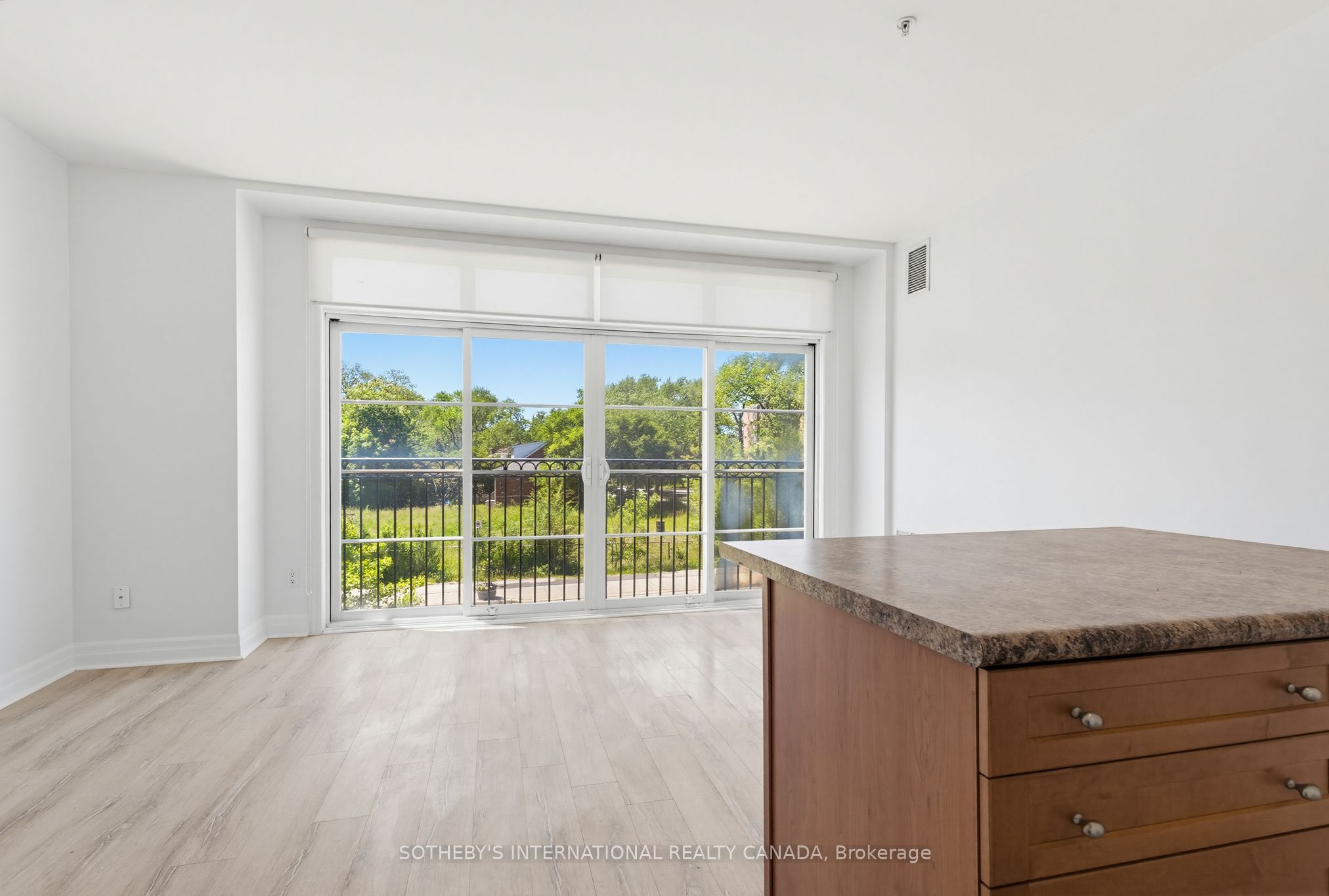 Additional image 6 of 203-459 Kerr Street, Oakville, ON, L6K 3C2