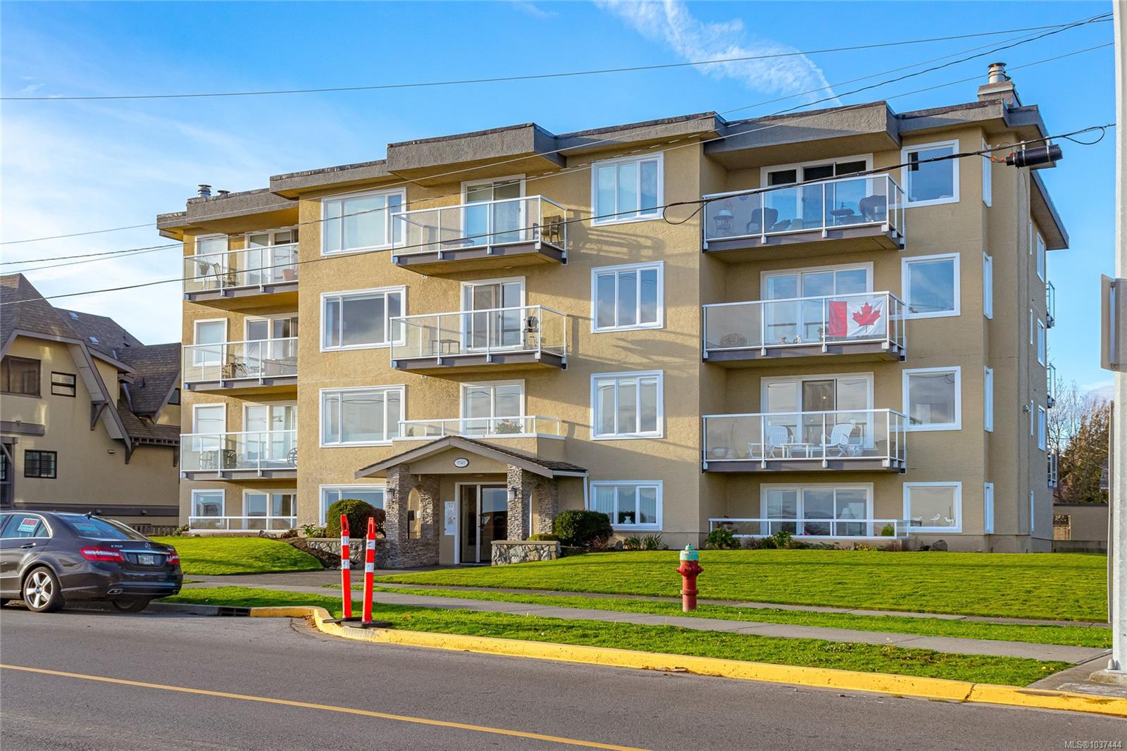 #101-1540 Dallas Road, Victoria, BC, V8S 1A3 photo 5