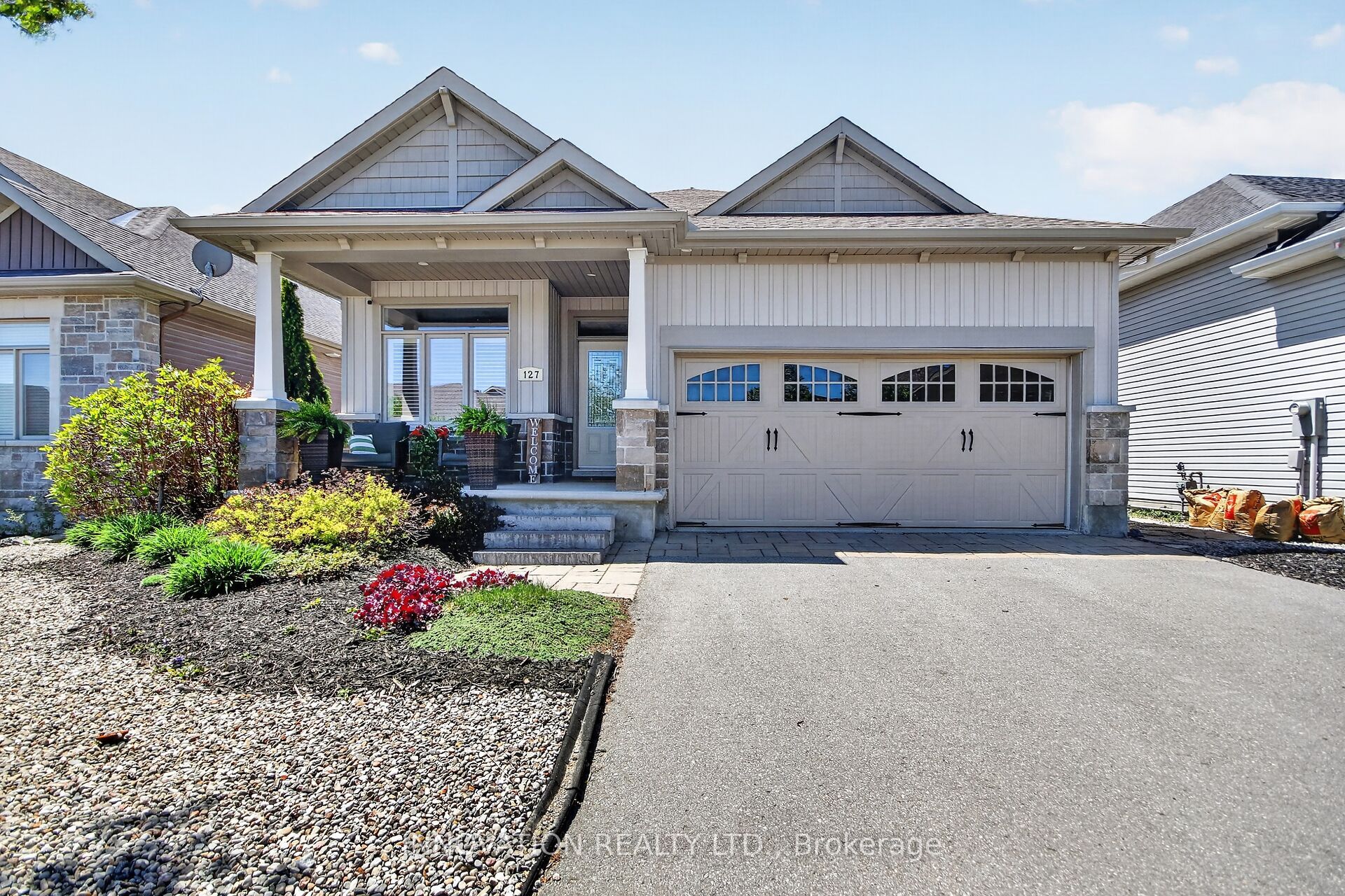 127 Elfin Grove, Ottawa, ON, K2V 0B9