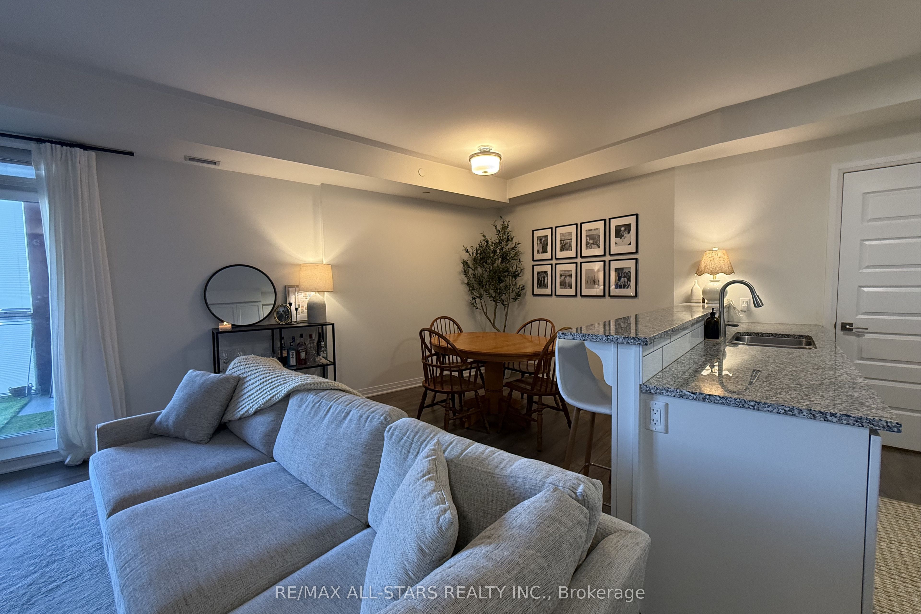 Additional image 4 of 418-58 Adam Sellers Street, Markham, ON, L6B 1P5