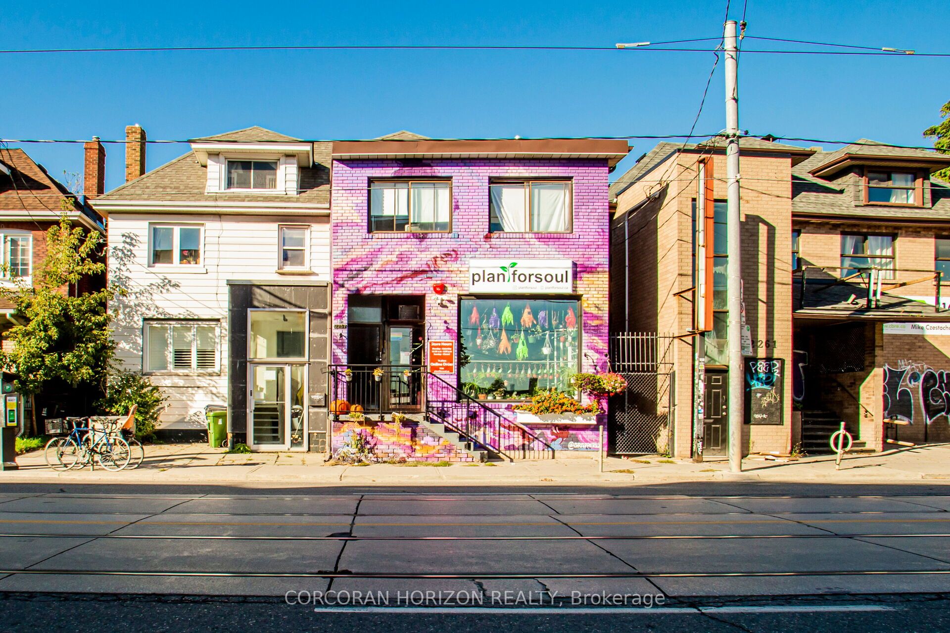 2-2257 Dundas Street W, Toronto, ON, M6R 1X6