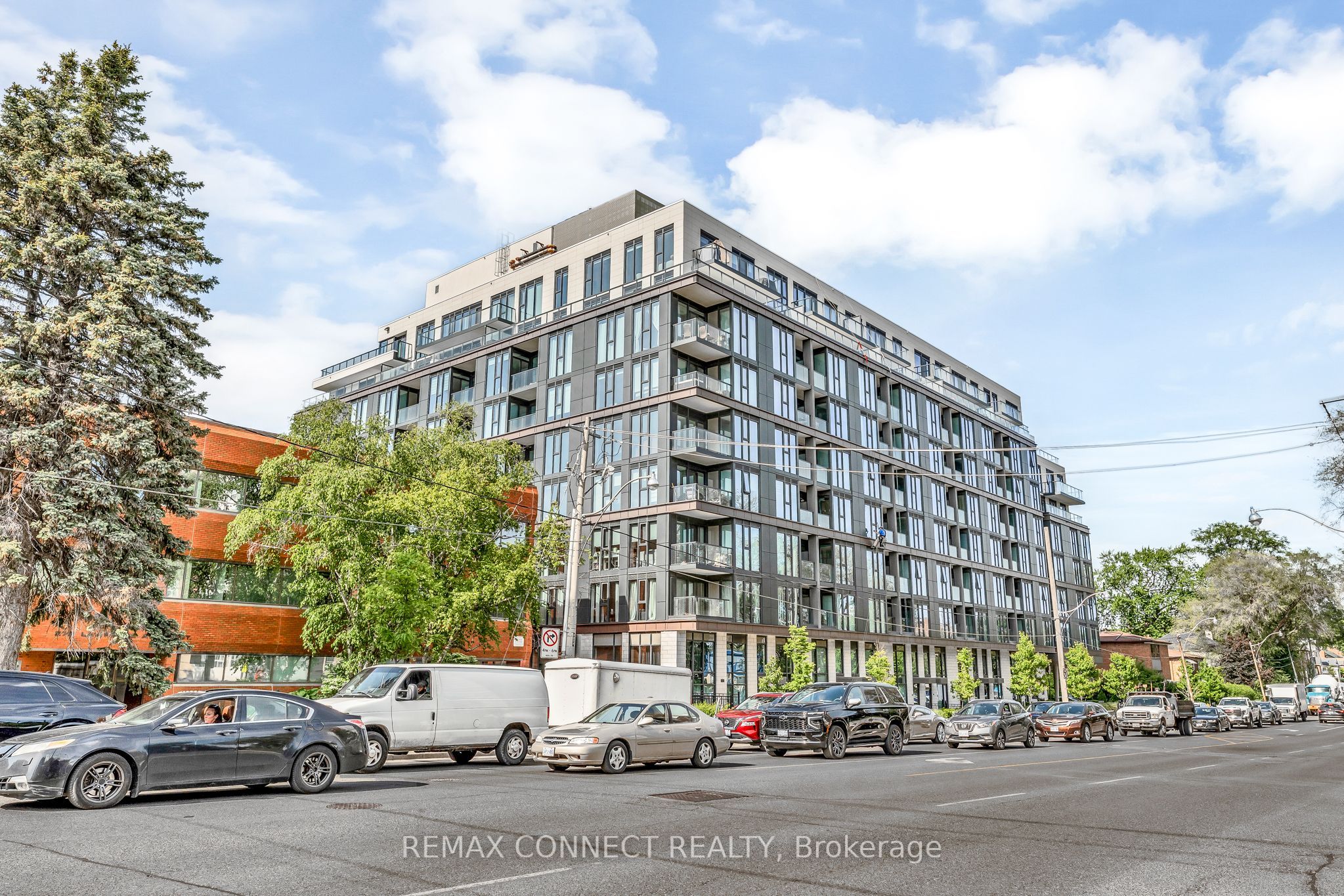 504-250 Lawrence Avenue W, Toronto, ON, M5M 1B1 photo 3