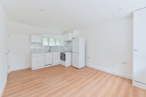 Norbury Avenue, Thornton Heath CR7