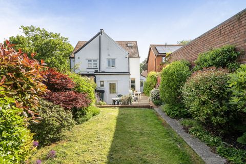 Coombe Lane, Stoke Bishop, Bristol BS9