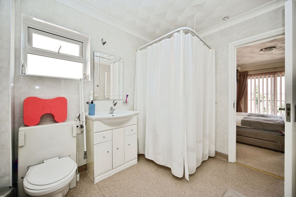 Additional image 11 of 4 bed detached bungalow for saleHigham Road, Rochester ME3
