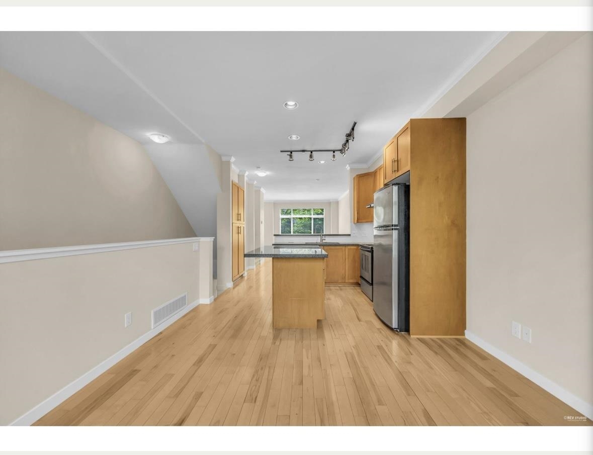 Additional image 2 of 3-15151 34 Avenue, Surrey, BC, V3Z 4P5
