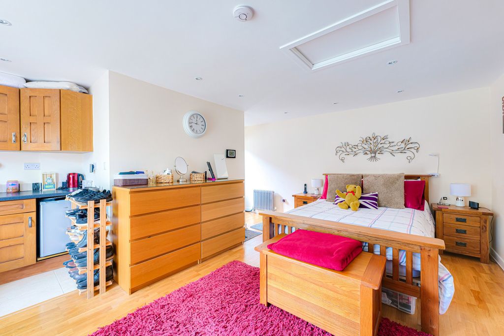 Additional image 13 of 4 bed detached bungalow for saleThe Chase, Rochford SS4
