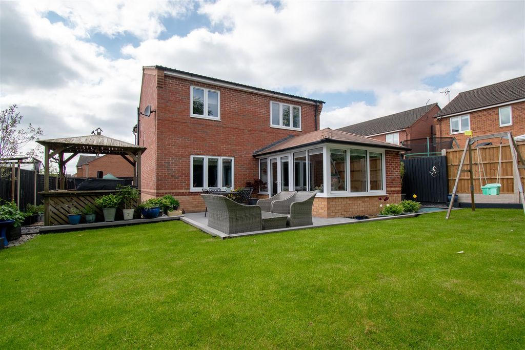 Additional image 20 of 4 bed detached house for saleDeanery Close, Ripley DE5