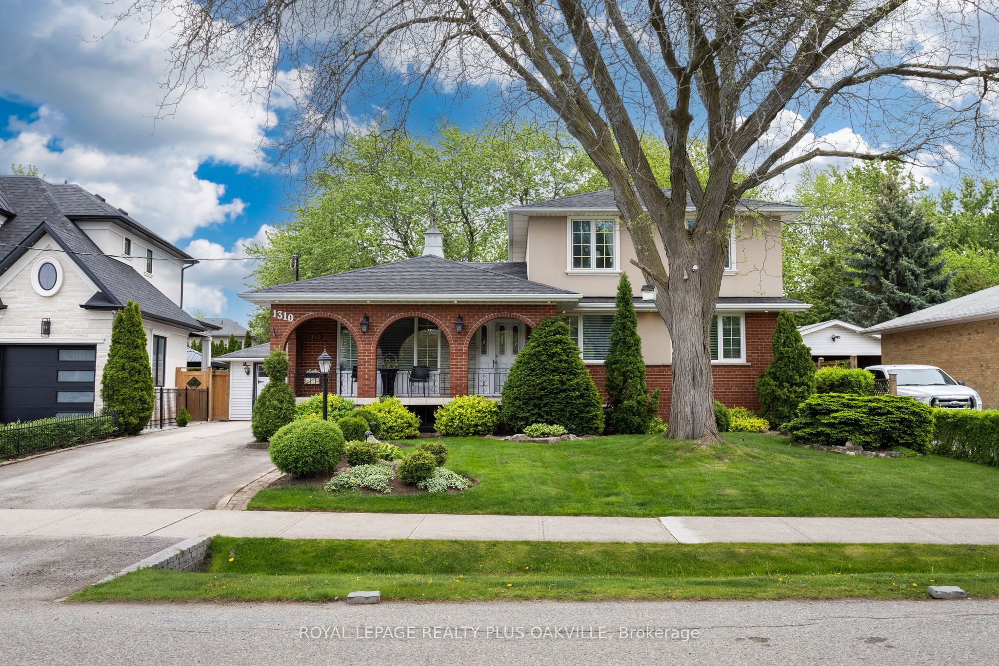 1310 Tansley Drive, Oakville, ON, L6L 2N4