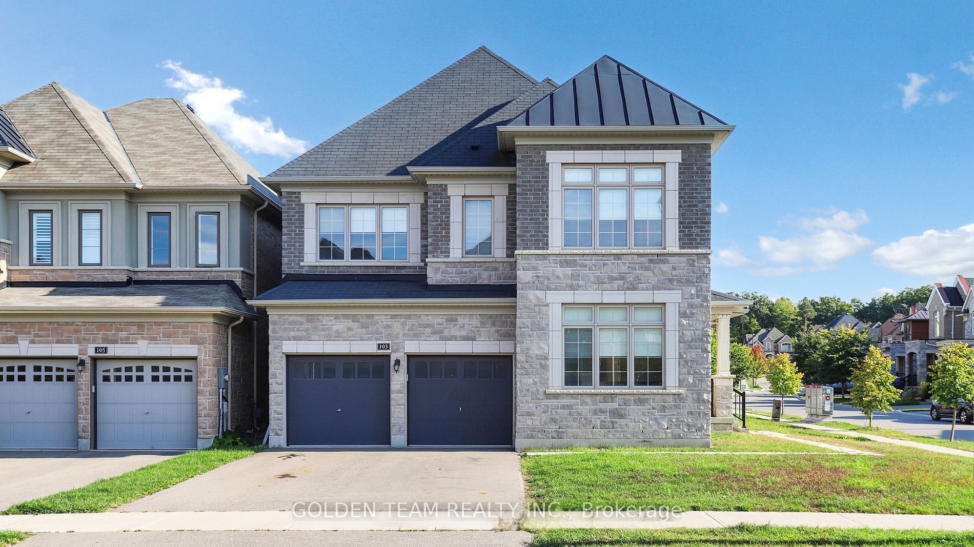 103 Beckett Avenue, East Gwillimbury, ON, M6L 2B3
