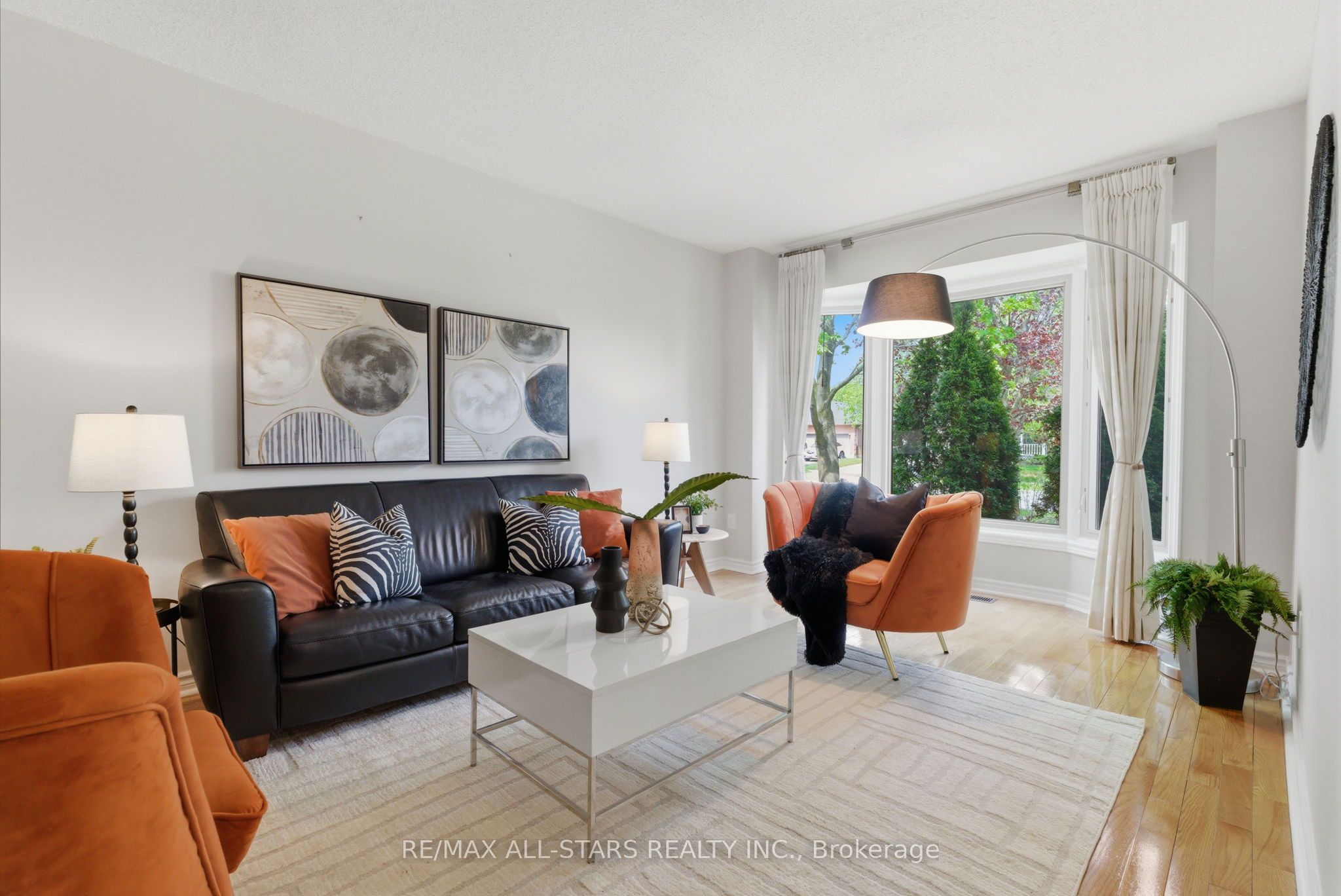 28 Testa Road, Uxbridge, ON, L9P 1M2 photo 3