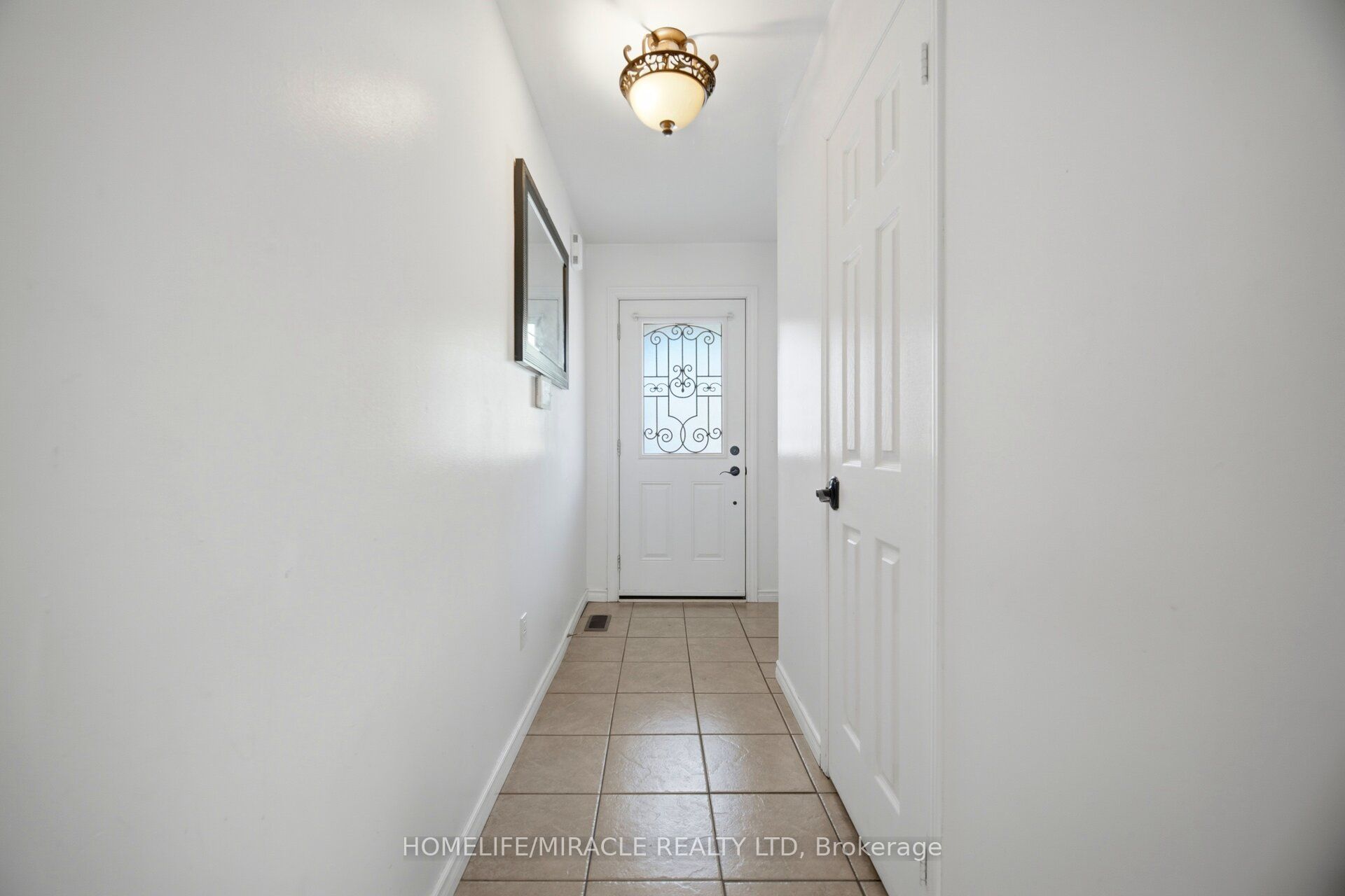Additional image 5 of 45 Ridgefield Court, Brampton, ON, L6P 1B4